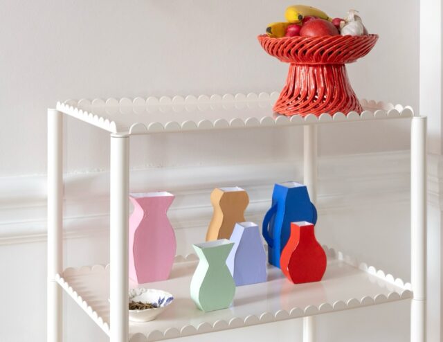 We designed so many new flowers with @jantienbaas that at some point we started asking ourselves… what would be the perfect vases for them?

So we began sampling, shaping and hand-painting — and slowly a new collection emerged. Right now these designs are being translated into ceramic vases, and we honestly can’t wait to see the first samples arrive.

More soon 🌸